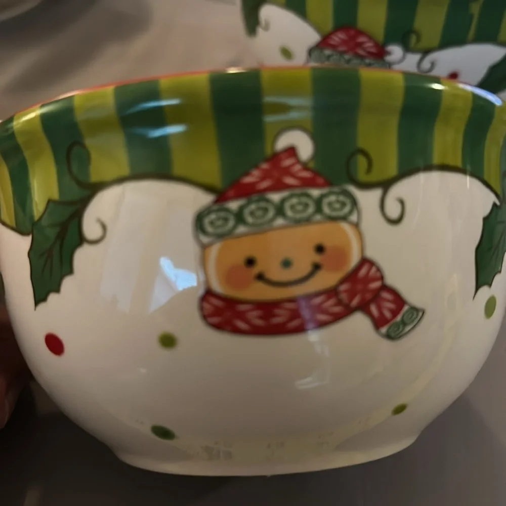 Temptations Christmas 4 Mixing Bowls Winter Whimsy Nesting Bowl Set